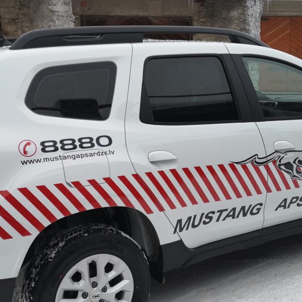 Mustang apsardze tonēti auto stikli Cēsīs